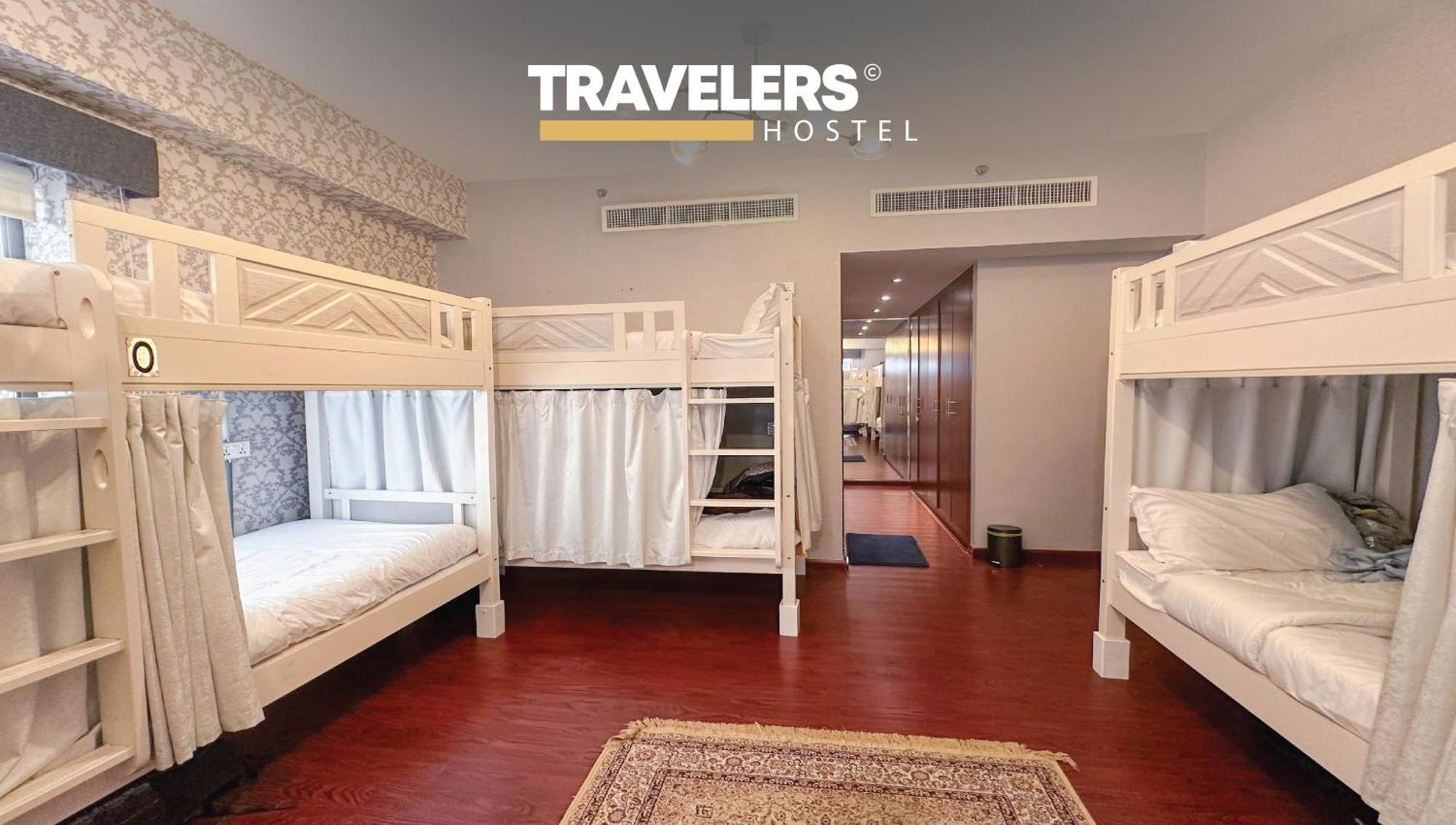 Travelers - Dubai Marina Hostel 외부 사진