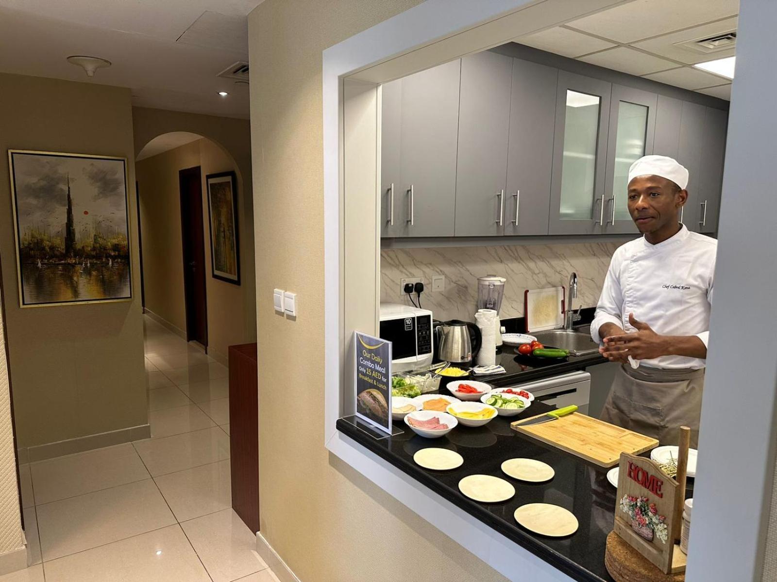 Travelers - Dubai Marina Hostel 외부 사진